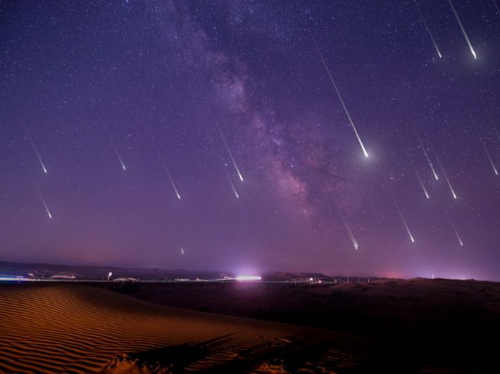 حدث فريد في الاقصر .. تصل إلى 40 في الساعة، شهب الرباعيات تزين سماء الليلة